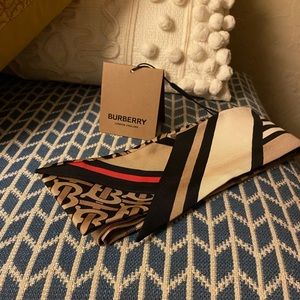 NEW Burberry Montage Print Silk Skinny Scarf
